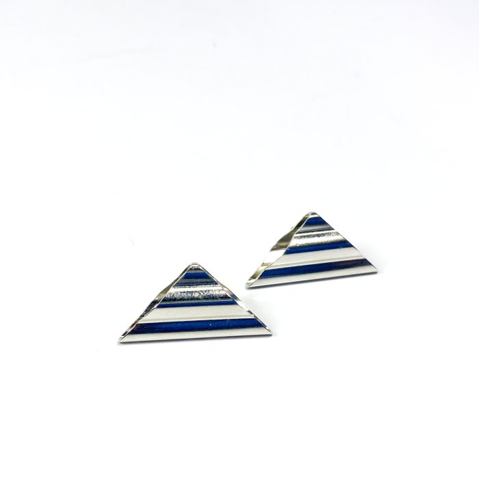 Brinco pirâmide em ródio